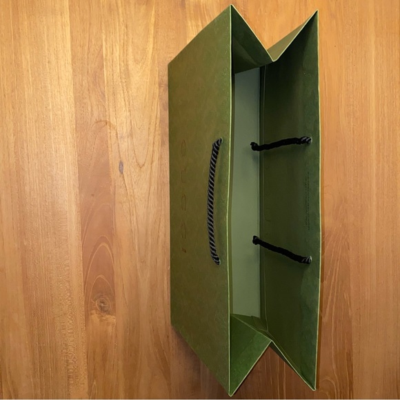 GUCCI paper bag - Picture 8 of 12